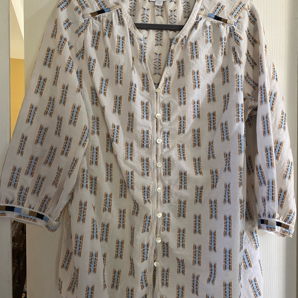 J. Jill lightweight Button-Front Tunic Top in Cream with Blue & Brown Print